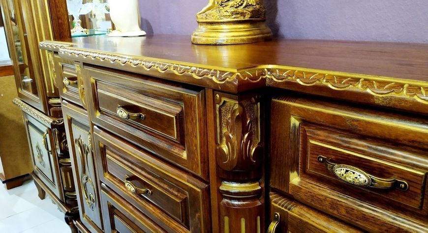 Креденс "Monro Maxi Gold" з масиву дереву дуб 1046 фото